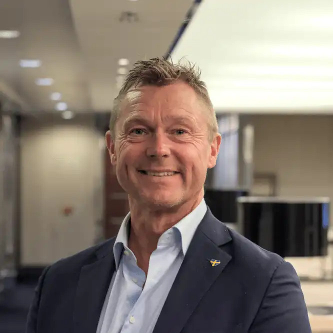 Svensk politiprofil, Anders Bergström (AfS) deltar